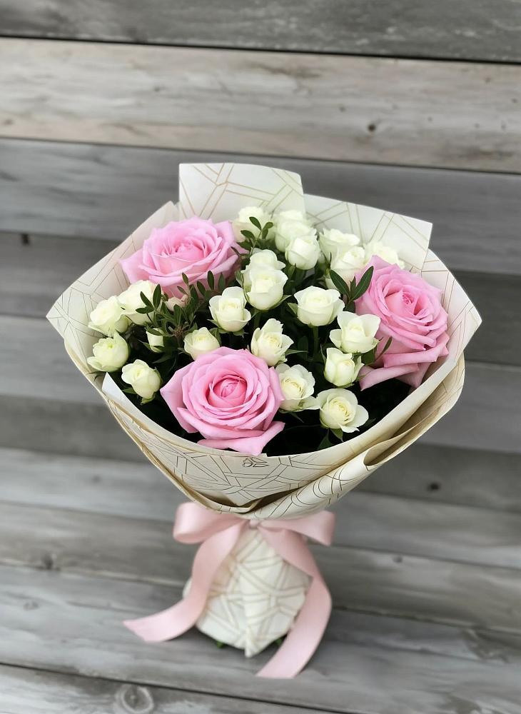 Букет цветов из: Розы в Итатский