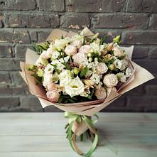 Букет цветов из:  Альстромерии, Розы и Хризантемы в Итатский