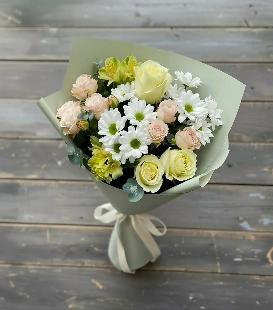 Букет цветов из: Альстромерии, Розы и Хризантемы в Итатский
