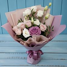 Букет цветов из:  Розы и Лизиантусы в Итатский