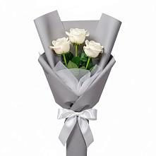 Букет 3 белые розы в Итатский