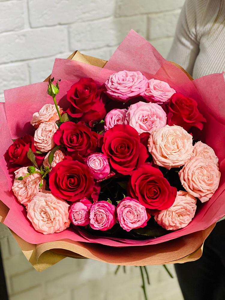 Букет цветов из: Розы в Итатский