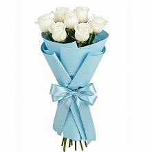 Букет 7 белых роз Проуд в Итатский