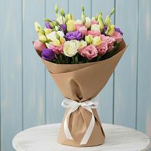 Букет цветов из:  Лизиантусы в Итатский