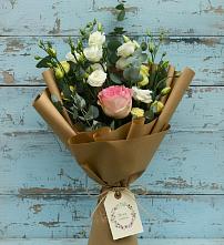 Букет цветов из:  Розы и Лизиантусы #REPLACE_PRED# Итатский