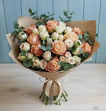 Букет цветов из:  Альстромерии и Розы в Итатский