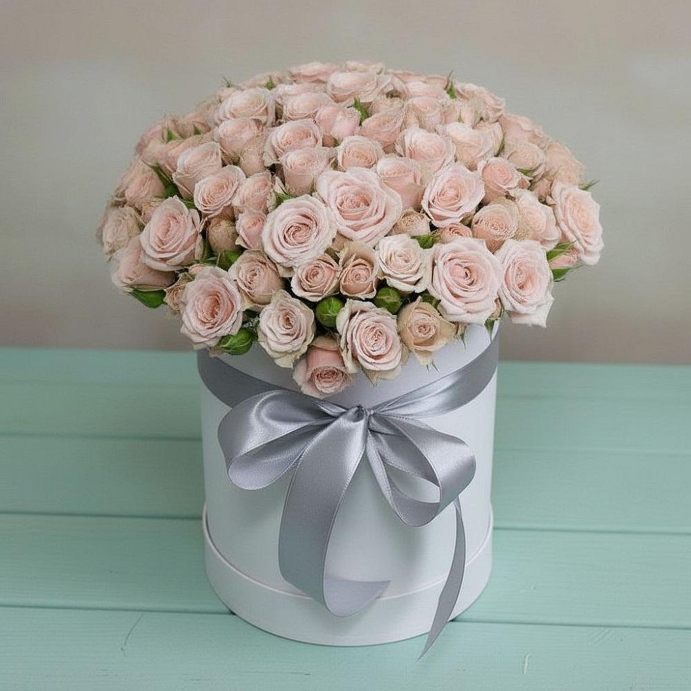 Цветочная композиция из Розы в шляпной коробке в Итатский